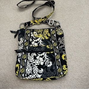 Vera Bradley Crossbody bag in black in gold